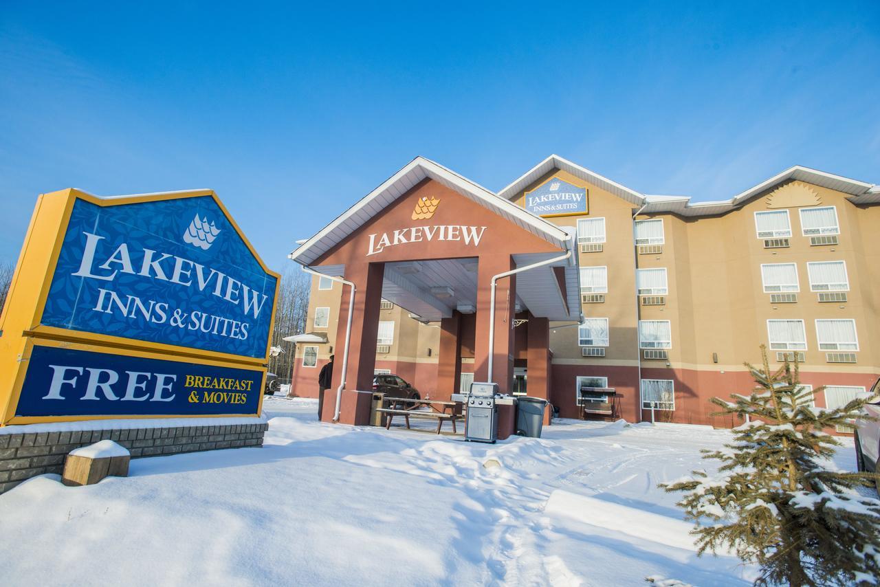 Lakeview Inns & Suites - Chetwynd מראה חיצוני תמונה