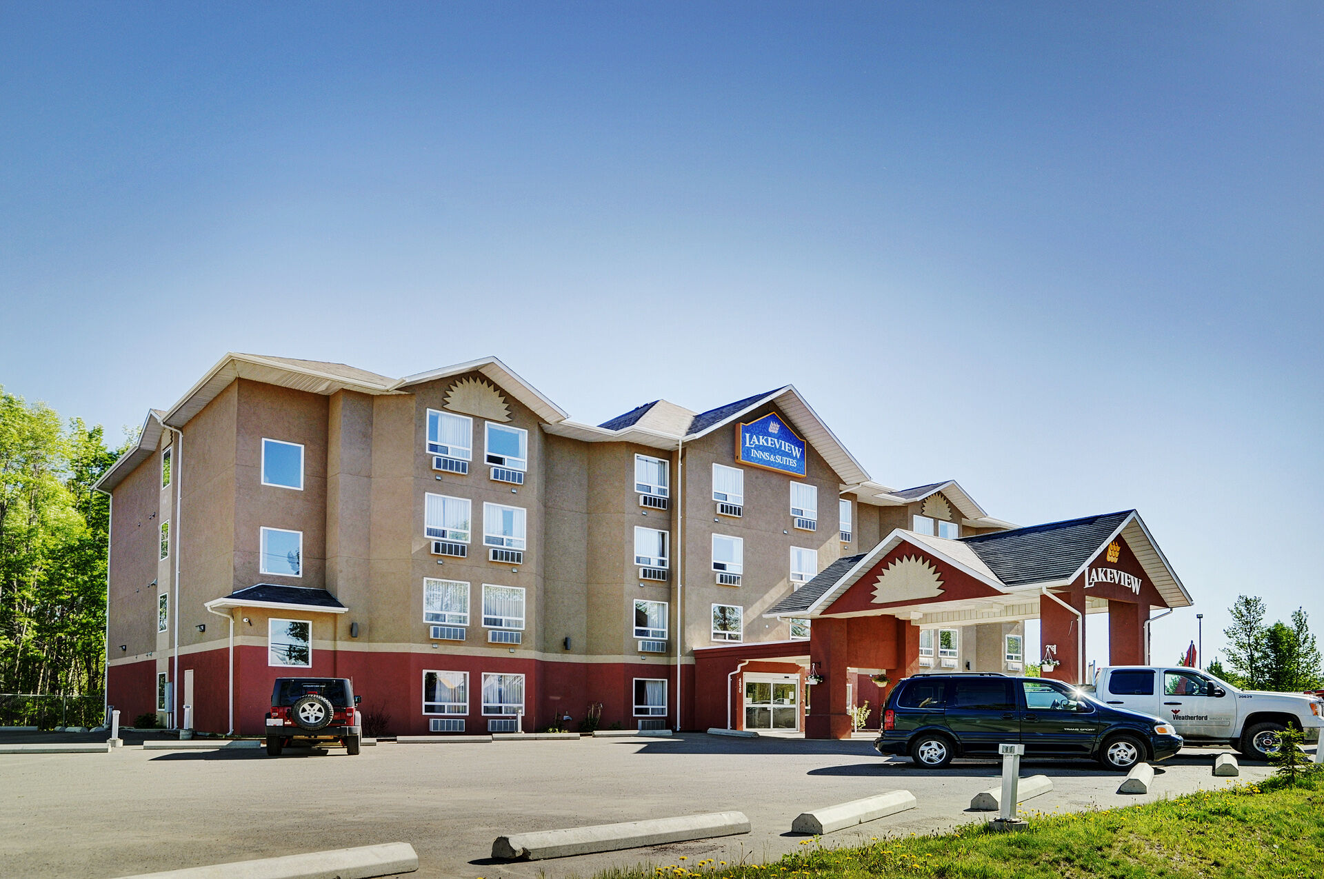 Lakeview Inns & Suites - Chetwynd מראה חיצוני תמונה